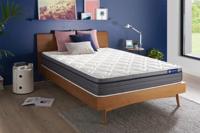 Matelas 133x182 cm Ressorts ensachés et Mémoire de forme - Actiflex Zen