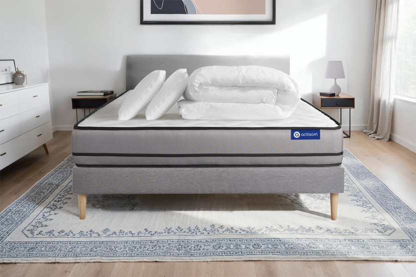 Pack lit complet 140x200 cm - Matelas + Sommier Gris (en kit) + 2 oreillers + Couette - Actimemo Night