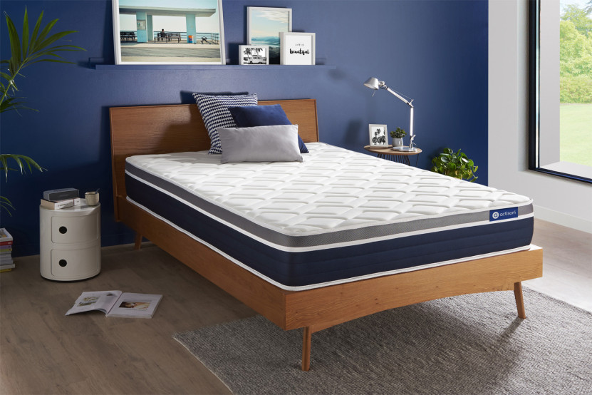 Matelas 133x182 cm Ressorts ensachés et Mémoire de forme - Actiflex Confort